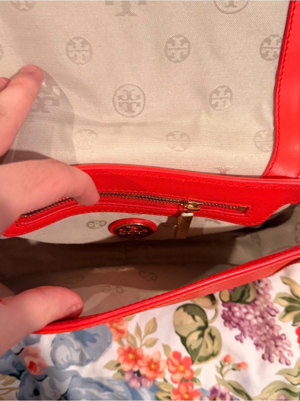 Tory Burch Vibrant Orange Crossbody Bag - Picture 12 of 14